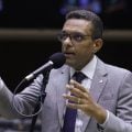 Kassio mantém processo contra Otoni de Paula por ofensas a Moraes