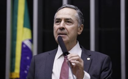 O afago de Barroso em Alcolumbre após ‘recados’ em eleição no Senado