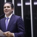 Hugo Motta reafirma compromisso da Câmara com a isenção do IR para quem ganha até 5 mil