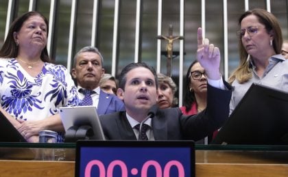 Câmara pode votar nesta quarta proposta de incentivo à indústria da Saúde