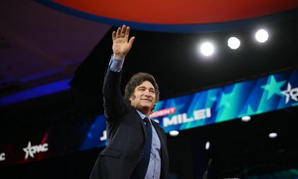 Milei aprova reciprocidade de tarifas defendida por Trump