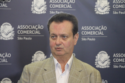 ‘Não sou daqueles que atira pedras por atirar’, diz Kassab sobre críticas ao governo Lula