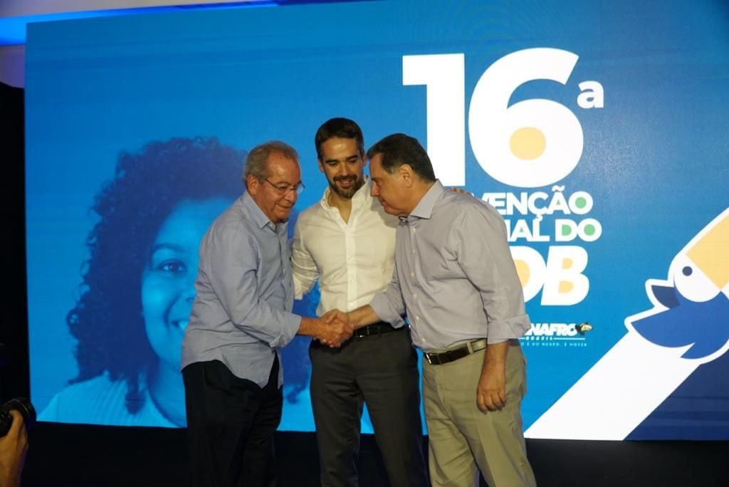 O que o PSDB tem a ganhar (ou a perder) com uma eventual fusão?