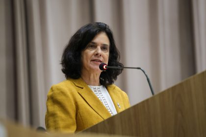 Nísia lamenta ‘fritura’ na imprensa e diz que Lula queria ‘mudança de perfil’ na Saúde