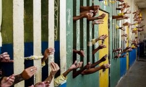 Governo e Judiciário lançam plano para melhorar condições do sistema prisional