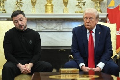 Após discussão na Casa Branca, Zelensky recua e diz estar pronto para ‘trabalhar sob a forte liderança de Trump’