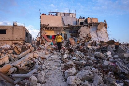 Ataques israelenses matam 59 palestinos em Gaza