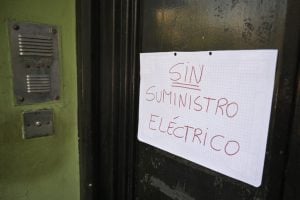 Apagão deixa mais de 500 mil sem luz em Buenos Aires