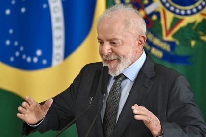 Lula defende PEC da Segurança e diz que governo não vai permitir ‘república de ladrões de celular’