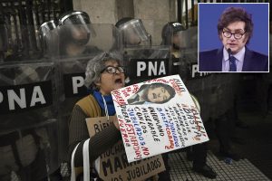 Cassetete na democracia