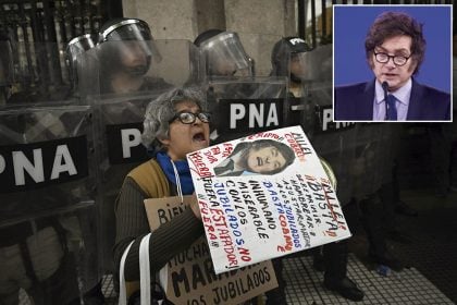 Cassetete na democracia