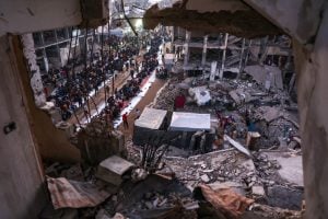 Bombardeios israelenses deixam nove mortos em Gaza