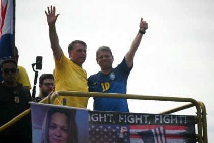 Com Bolsonaro réu e inelegível, Tarcísio vive o risco de ser o Doria de 2026