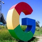 UE impõe multa bilionária ao Google, apesar das ameças de Trump