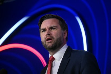 Vice de Trump anuncia viagem à Groenlândia nesta sexta-feira
