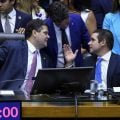 Congresso adia instalação de comissão sobre MP da ‘taxa das blusinhas’