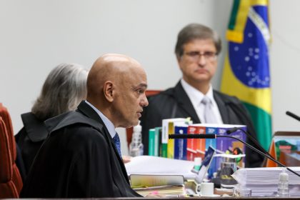 Julgamento de Bolsonaro: Moraes destaca ‘organização criminosa’ e ‘atos concretos’ para depor Lula