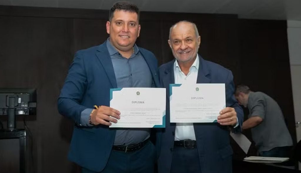 O caso do prefeito cassado após distribuir 7 mil ovos de Páscoa e 45 toneladas de cesta básica