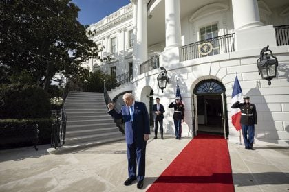 Faça a América (mais) fraca