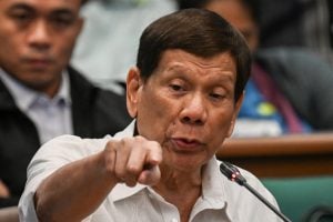 Ex-presidente das Filipinas passa pela 1ª audiência no TPI nesta sexta