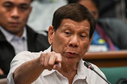 Ex-presidente das Filipinas passa pela 1ª audiência no TPI nesta sexta