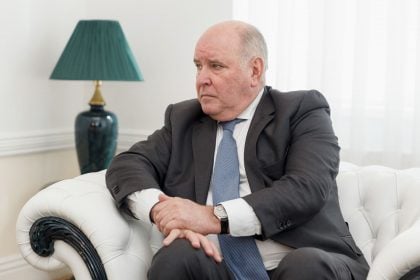 Diálogo com os EUA sobre a Ucrânia foi útil e continuará, diz negociador russo