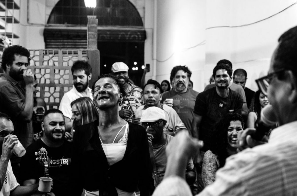 Nova exposição enaltece as autênticas rodas de samba de São Paulo e seus personagens