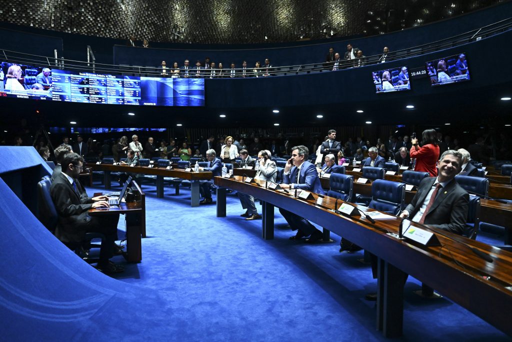 Senado avança em projeto sobre reciprocidade tarifária