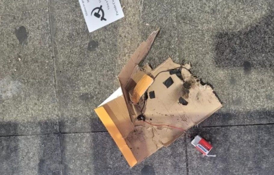 Bomba em terminal de São Paulo tem falsa atribuição a partidos comunistas; PCB e PCdoB negam