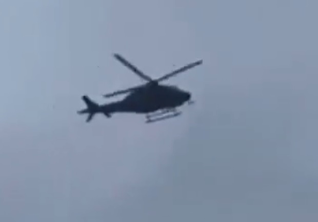 Copiloto de helicóptero da Polícia Civil é baleado na cabeça durante operação no Rio