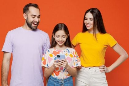 “Adolescência” mostra os riscos das redes sociais para os jovens