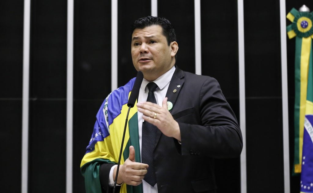Deputado bolsonarista que chamou colega do PSOL de ‘satanista’ e ‘assassina de bebês’ é condenado
