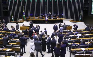 O que muda na tramitação da nova isenção do IR após a retirada da urgência