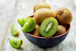 7 alimentos e bebidas que ajudam a melhorar o sono