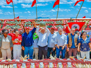 A reforma agrária que coube na foto