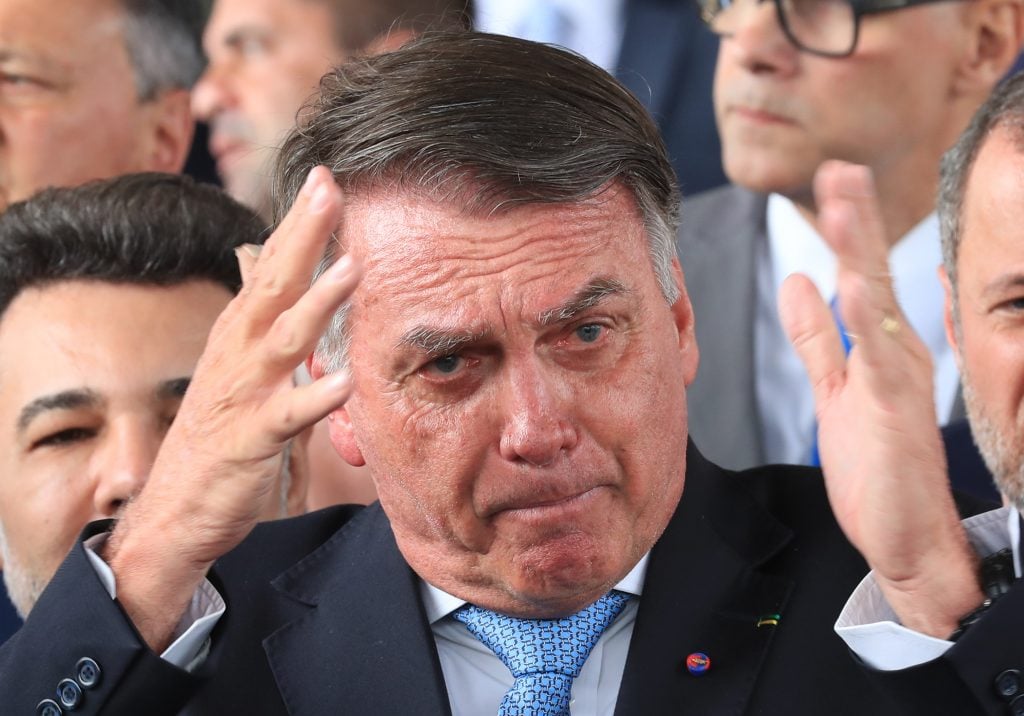 Justiça multa Bolsonaro em R$ 1 milhão por ofensas racistas