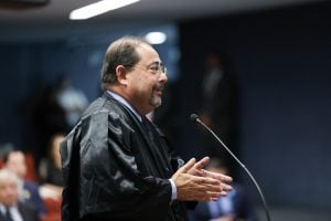 Quem é Celso Vilardi, advogado de Bolsonaro no interrogatório do golpe