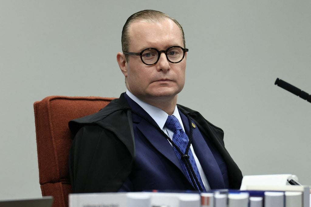 Por que o STF julgou vínculo entre motoboy e empresa, apesar de suspensão nacional