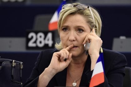 A estratégia de Marine Le Pen, declarada inelegível, para disputar a presidência da França em 2027