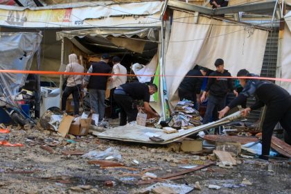 Israel mata líder do Hamas no Líbano e lança nova ofensiva terrestre em Gaza