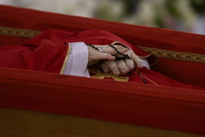 Lula, Trump, Milei e mais: os líderes que confirmaram presença no velório do papa Francisco