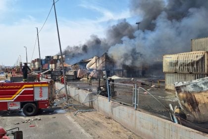 Sobe a 46 o número de mortos em explosão do maior porto comercial do Irã