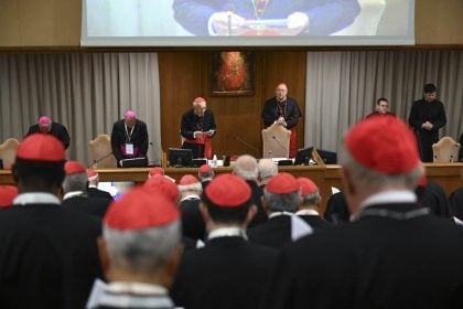 O que é um cardeal? Quem são os responsáveis pela escolha de um novo papa?