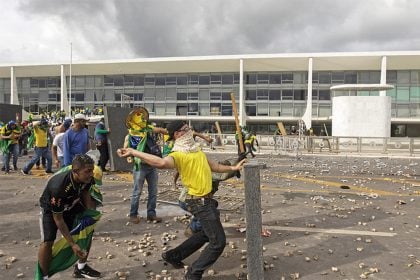 A nova estratégia bolsonarista para diminuir a pena dos golpistas do 8 de Janeiro
