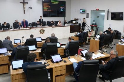 Justiça suspende lei de São José do Rio Preto que obrigava a oração do Pai Nosso em escolas
