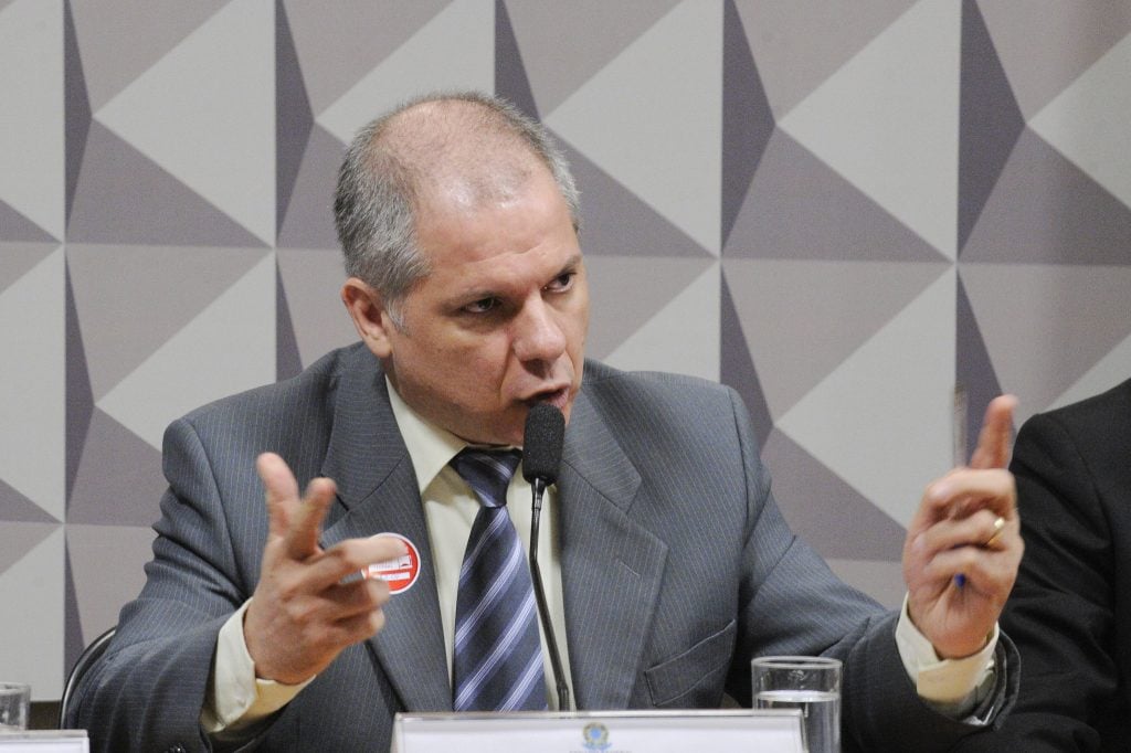 Presidente e diretores do INSS são afastados em operação que investiga fraudes em benefícios