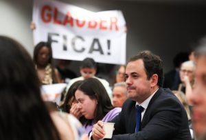 CCJ analisa recurso contra cassação de Glauber Braga nesta quinta