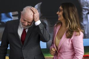 A nova norma da AGU sobre o papel de Janja e futuros cônjuges de presidentes em viagens