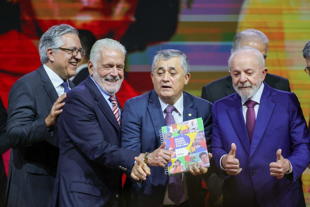 Queda na popularidade de Lula é responsabilidade de todos os ministros, diz Sidônio
