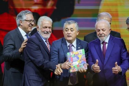 Queda na popularidade de Lula é responsabilidade de todos os ministros, diz Sidônio
